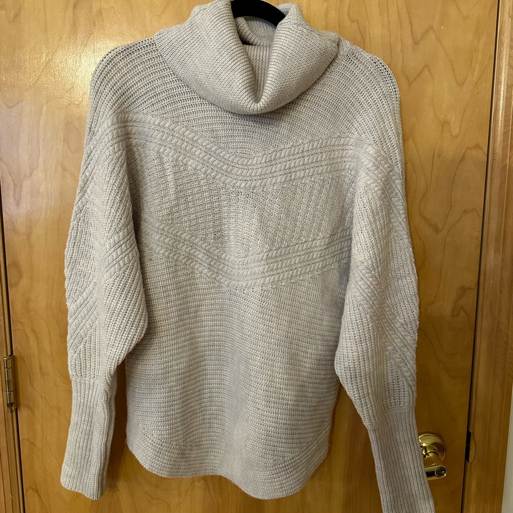 Margaret O’Leary gray turtleneck sweater 100% merino wool